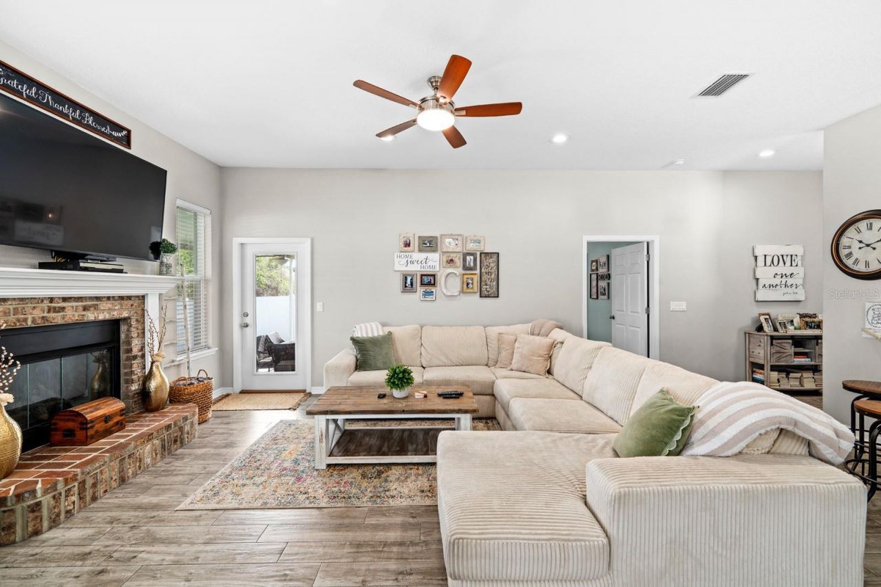 1206 Spotted Lilac Lane, Plant City, FL 33563 Photo