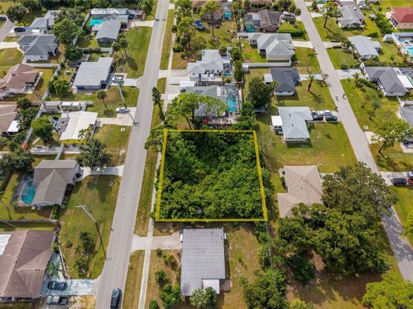 31 W SEMINOLE DRIVE , VENICE, FL 34293
