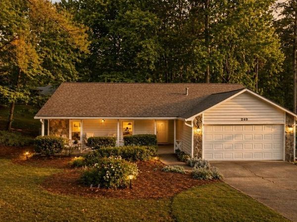 240 Kristie Lane, Roswell, GA 30076