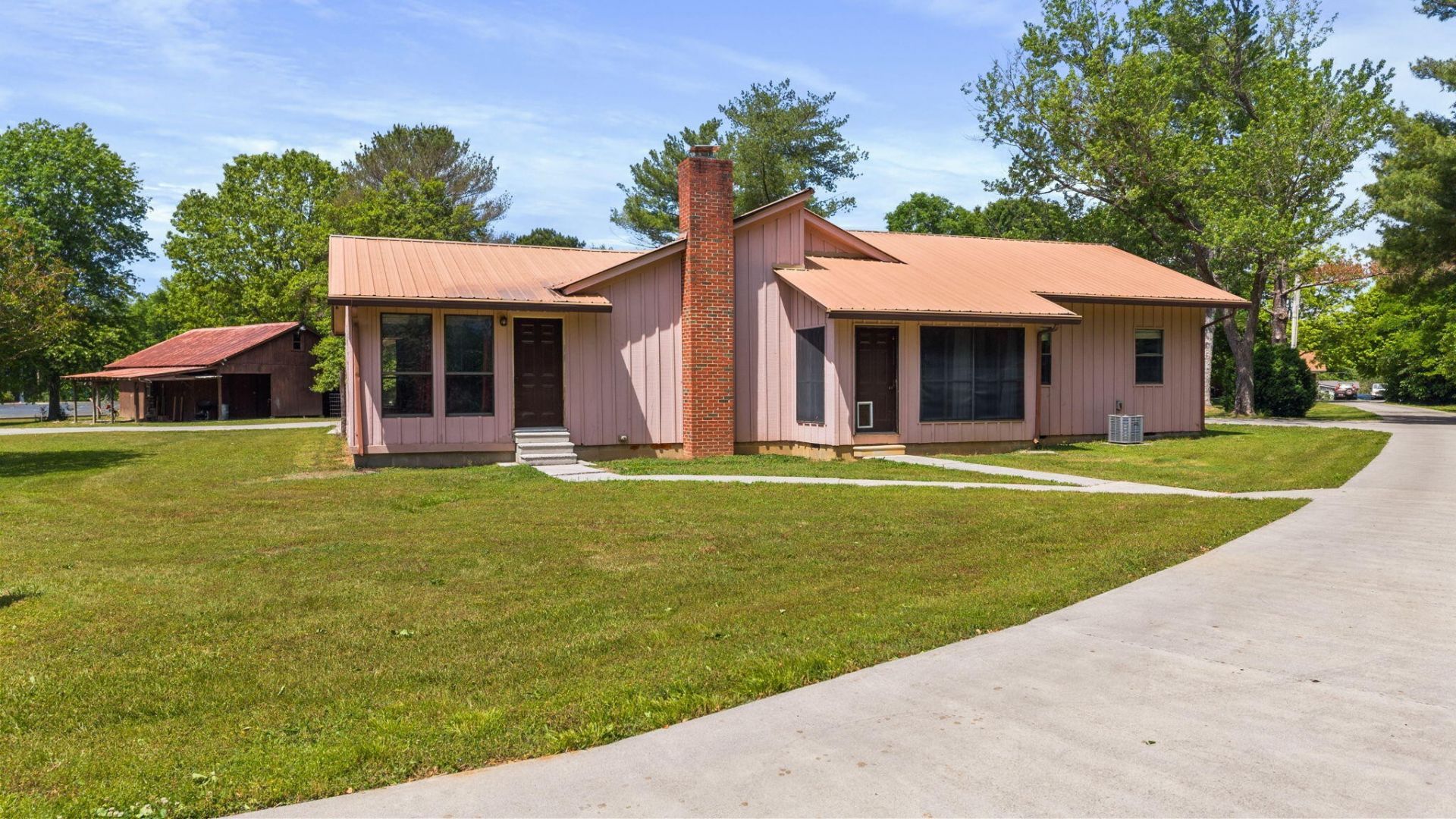 178 Carolina Avenue, Delano, TN 37325 Main Photo
