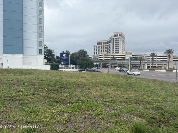 950 - 956 Beach Boulevard, Biloxi, MS 39530