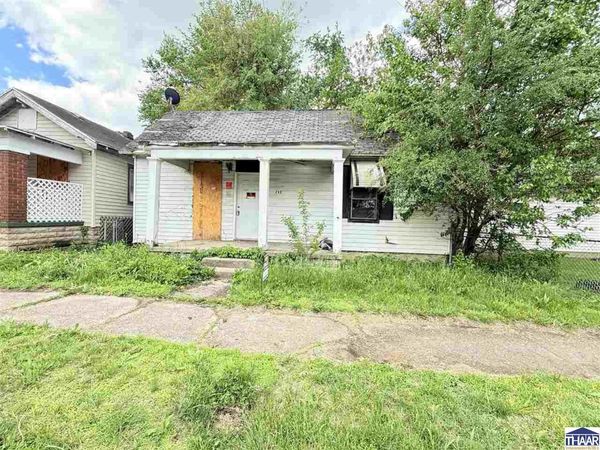 1907 Woodlawn, Terre Haute, IN 47804