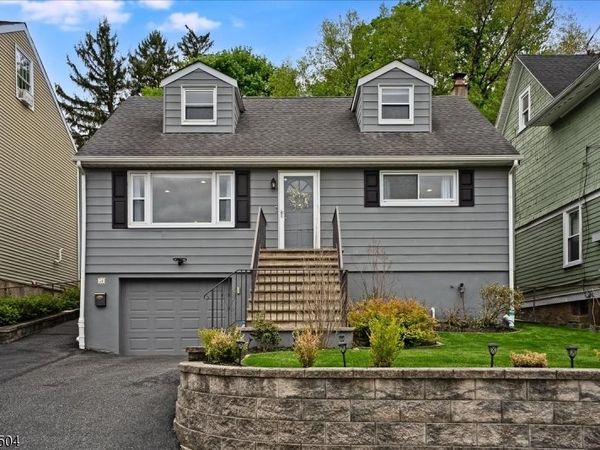 54 Phoenix Ave, Morristown, NJ 07960