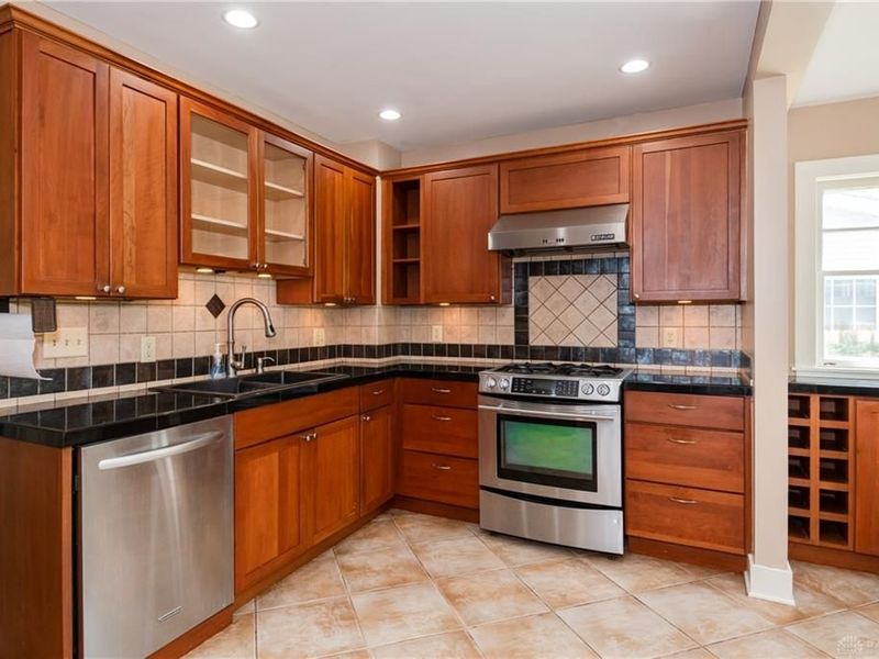 331 Forrer Boulevard, Oakwood, OH 45419 Photo 3
