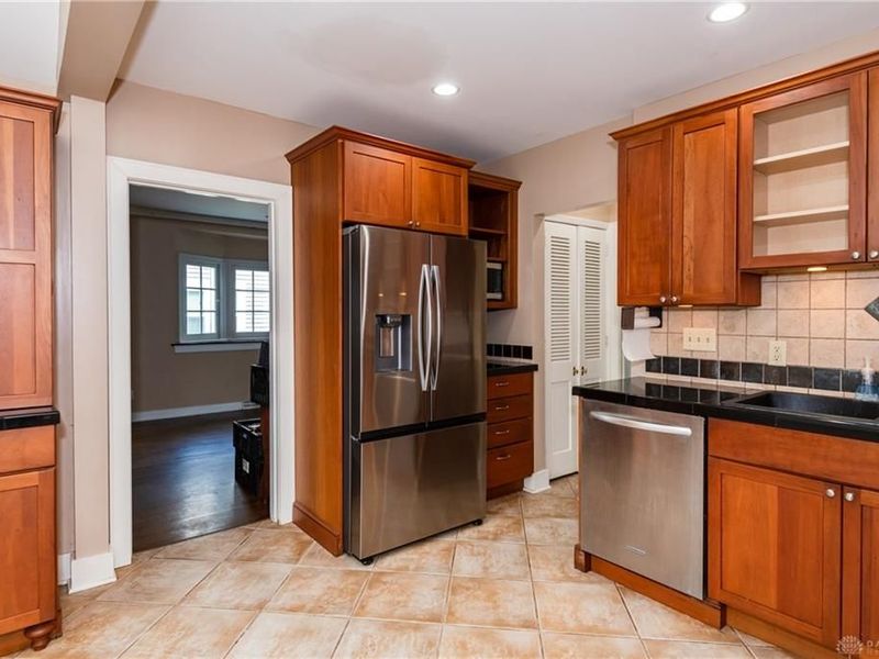 331 Forrer Boulevard, Oakwood, OH 45419 Photo 8