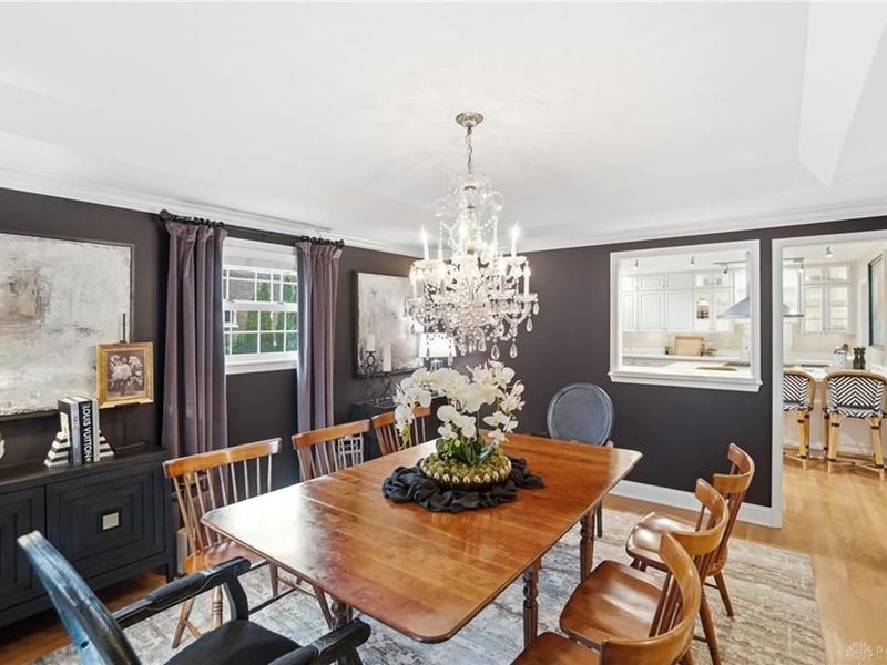 39 E Dixon Avenue, Oakwood, OH 45419 Photo 10