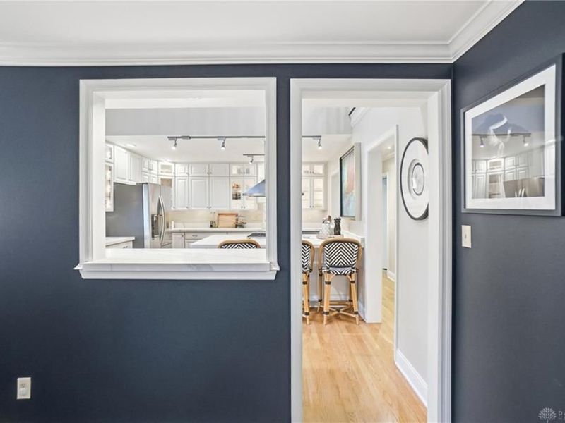 39 E Dixon Avenue, Oakwood, OH 45419 Photo 11