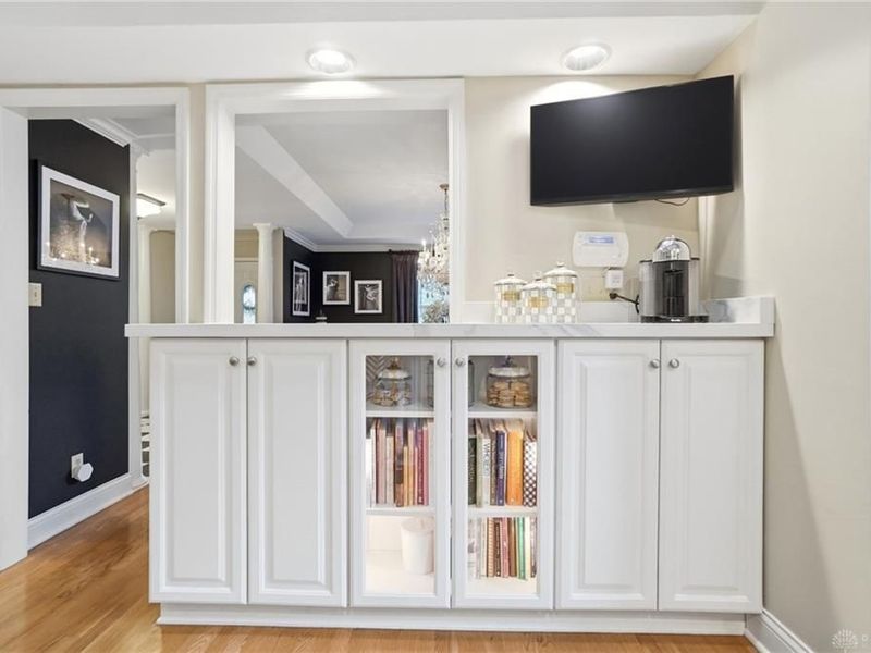 39 E Dixon Avenue, Oakwood, OH 45419 Photo 15