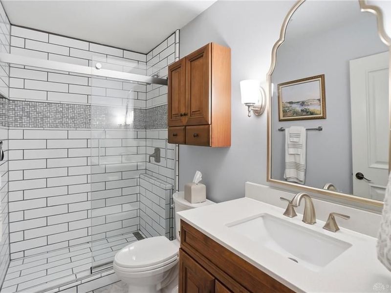 39 E Dixon Avenue, Oakwood, OH 45419 Photo 25