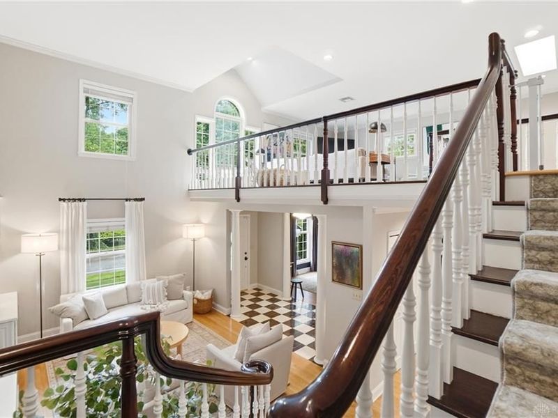 39 E Dixon Avenue, Oakwood, OH 45419 Photo 29