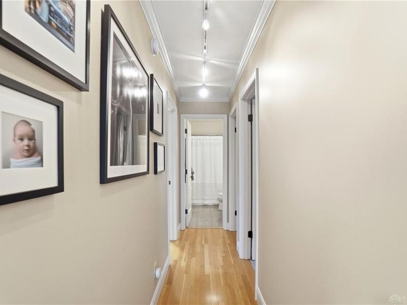 39 E Dixon Avenue, Oakwood, OH 45419 Photo 32