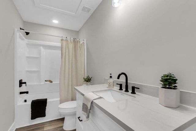 110 Farm Road Photo 17