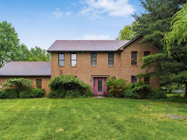 2966 Knoll Drive, Gahanna, OH 43230