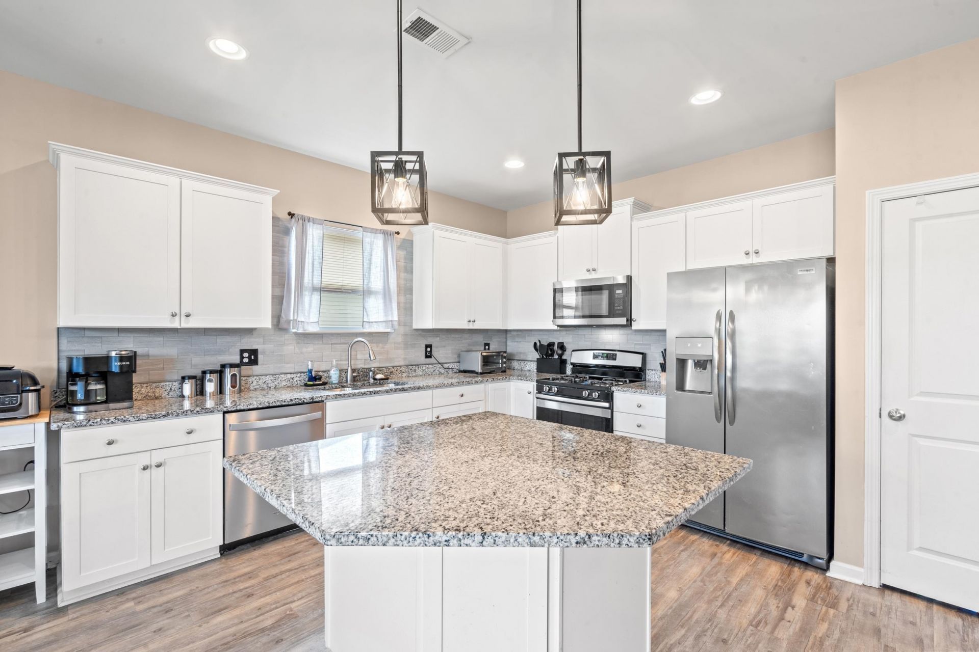 192 Long Leaf Pine Dr.  Photo 11