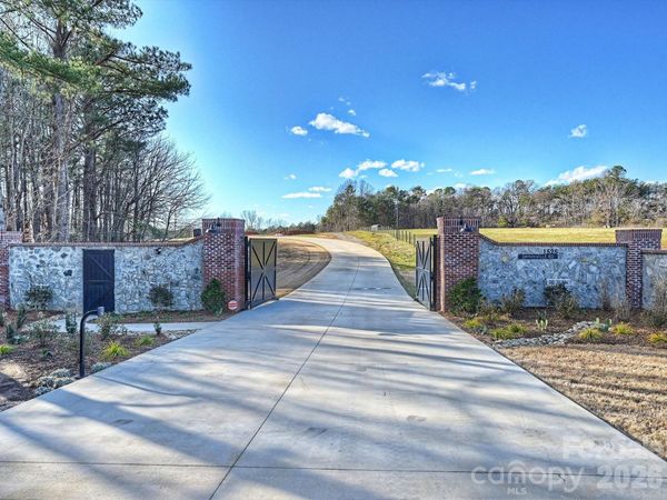 1525 Shinnville Road, Cleveland, NC 27013