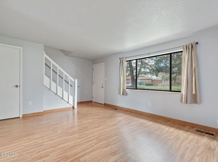 718 Travis Drive, Unit B, Carson City, NV 89701 Photo