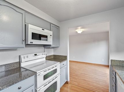 718 Travis Drive, Unit B, Carson City, NV 89701 Photo