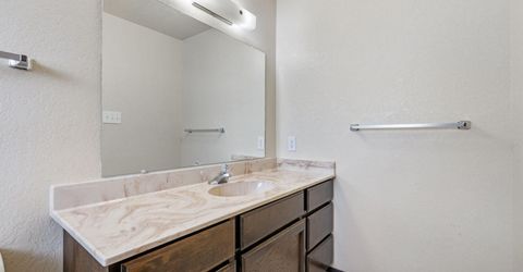 718 Travis Drive, Unit B, Carson City, NV 89701 Photo