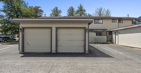 718 Travis Drive, Unit B, Carson City, NV 89701 Photo