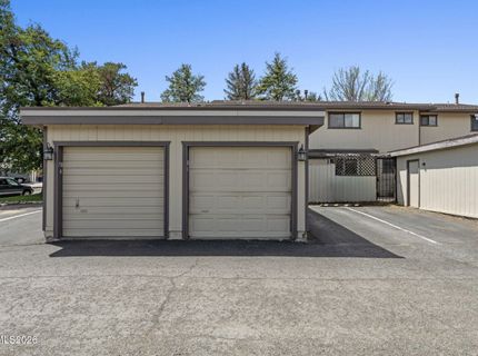 718 Travis Drive, Unit B, Carson City, NV 89701 Photo