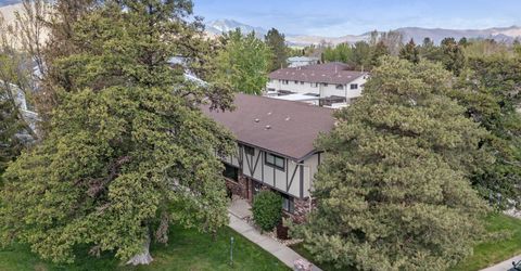 718 Travis Drive, Unit B, Carson City, NV 89701 Photo