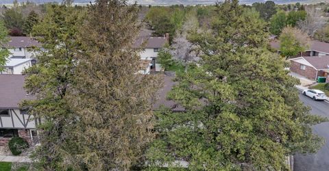 718 Travis Drive, Unit B, Carson City, NV 89701 Photo