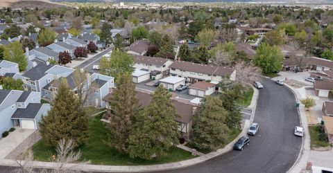 718 Travis Drive, Unit B, Carson City, NV 89701 Photo