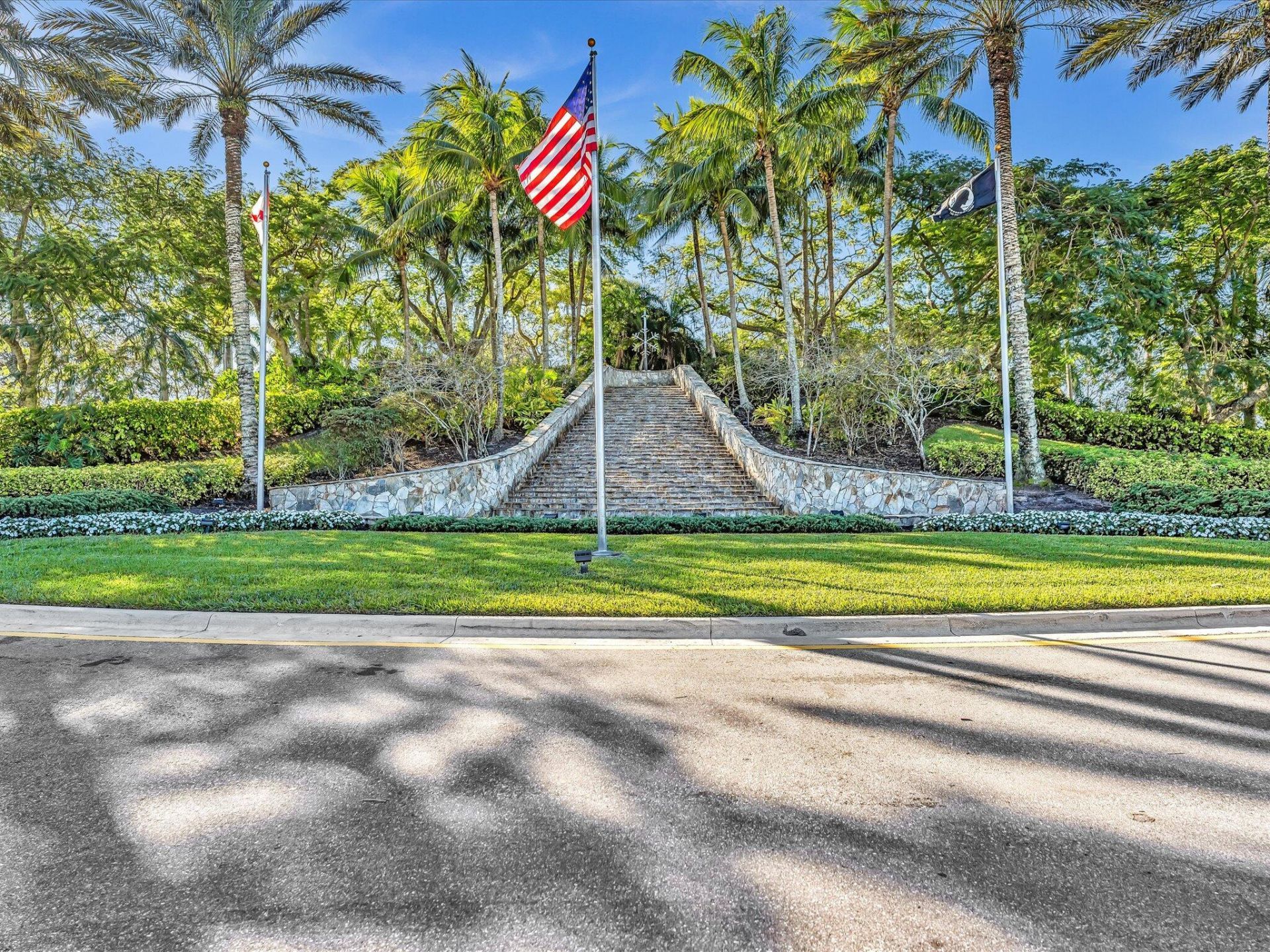 4194 Bluff Harbor Way, Wellington, FL 33449 Photo