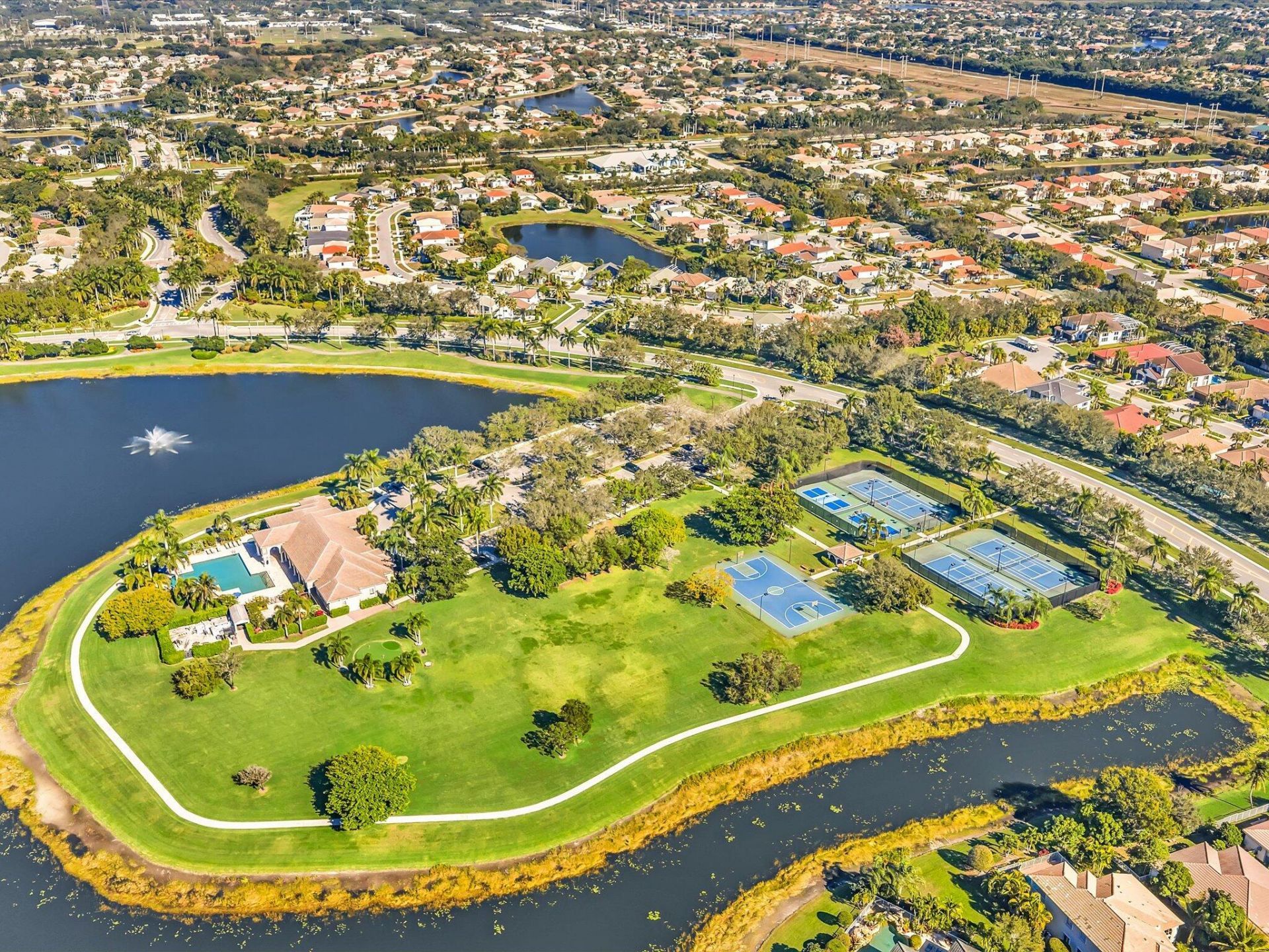 4194 Bluff Harbor Way, Wellington, FL 33449 Photo