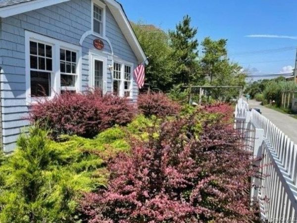 40 Bungalow Walk, Ocean Beach, NY 11770