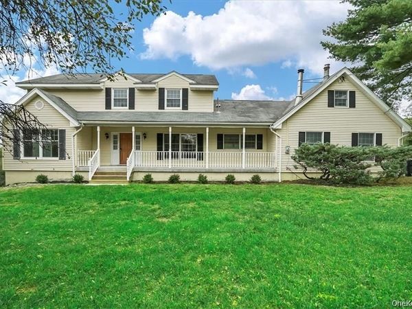 4 Ayr Road , Chester, NY 10918