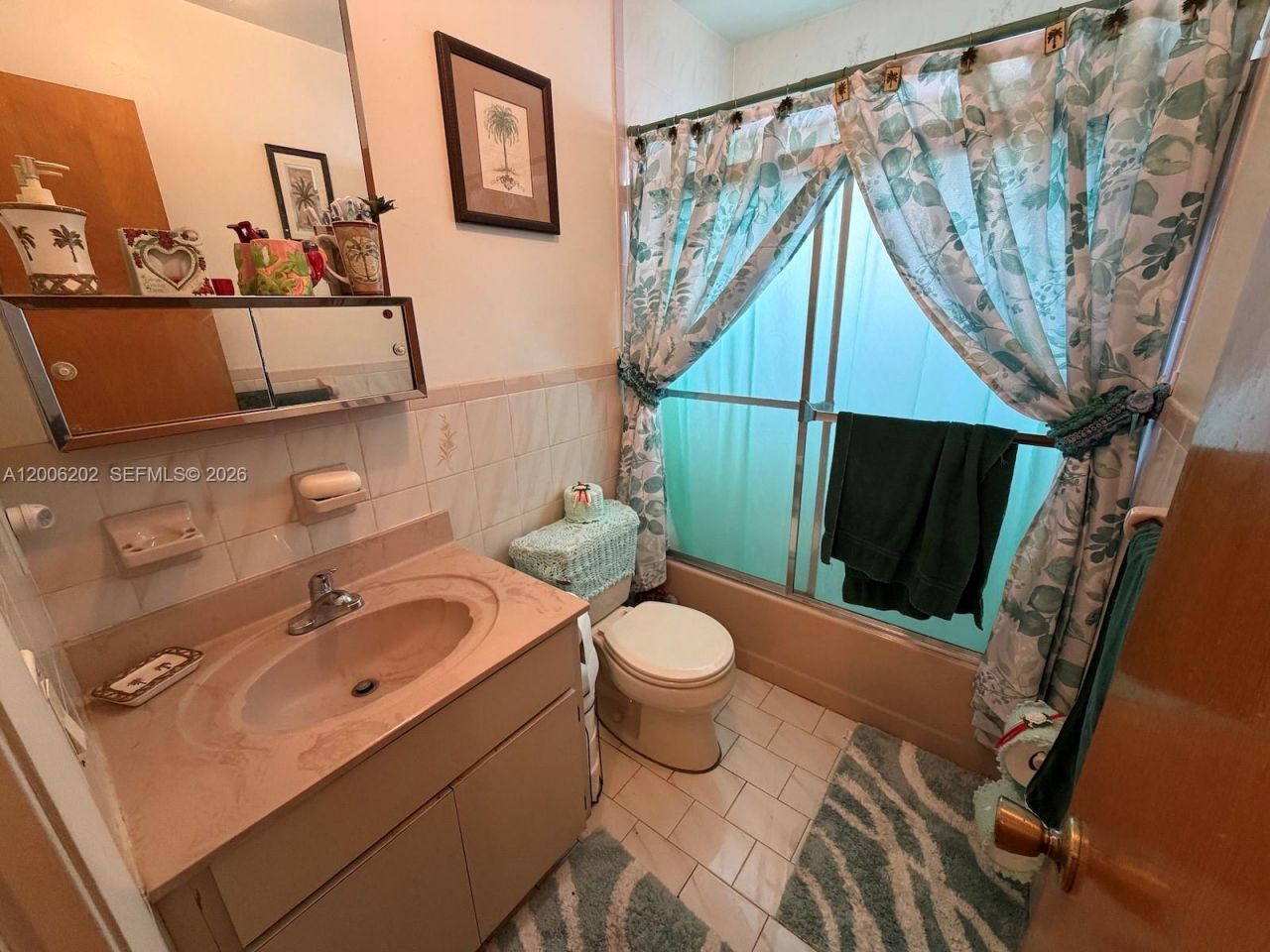 9300 SW 164th St , Palmetto Bay, FL 33157 Photo