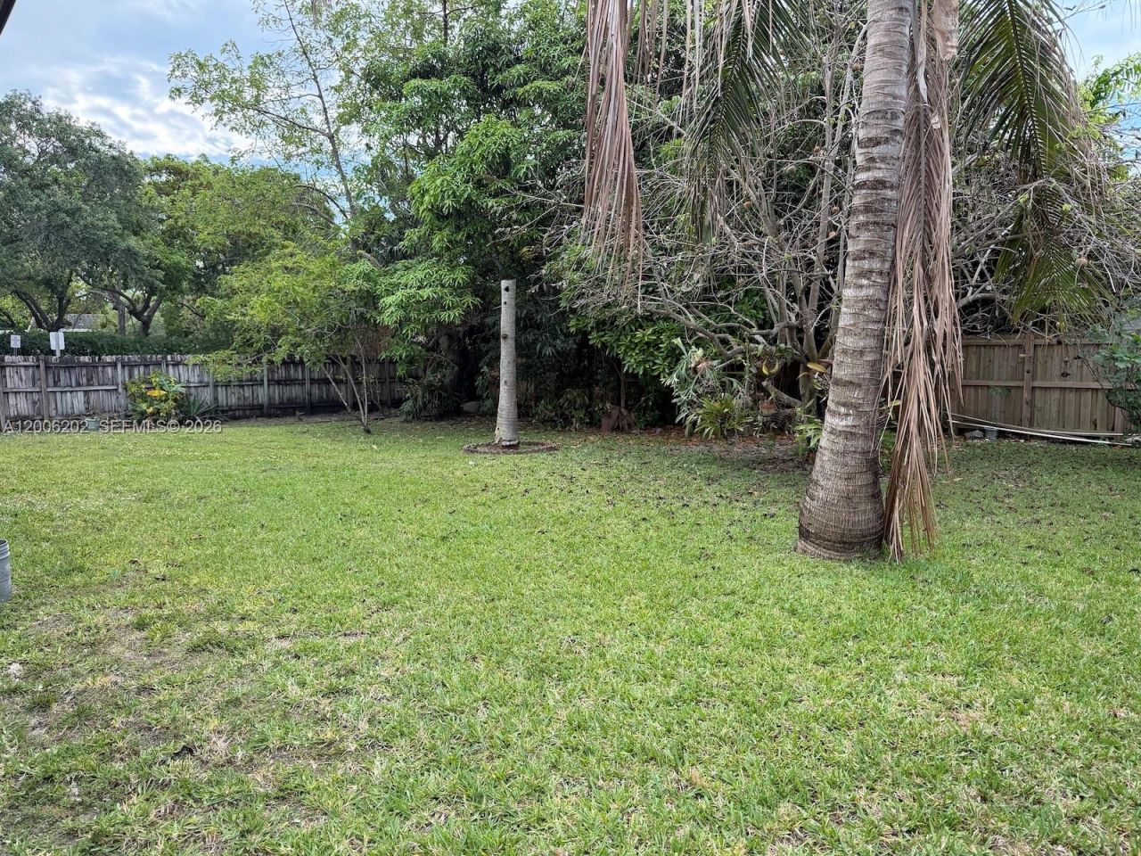 9300 SW 164th St , Palmetto Bay, FL 33157 Photo