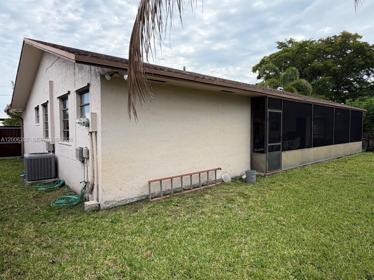 9300 SW 164th St , Palmetto Bay, FL 33157 Photo