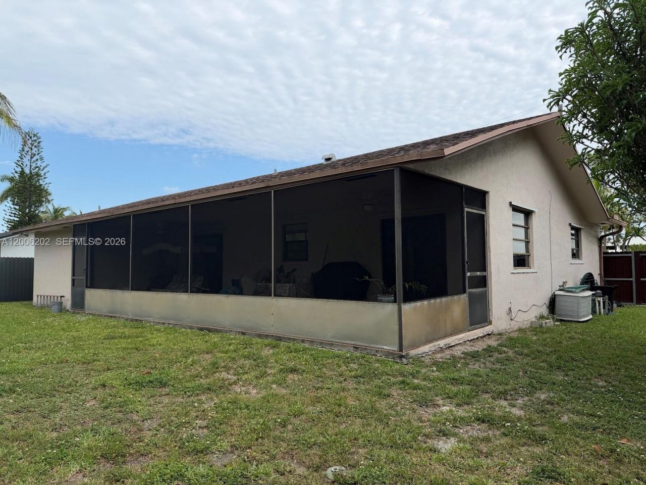 9300 SW 164th St , Palmetto Bay, FL 33157 Photo