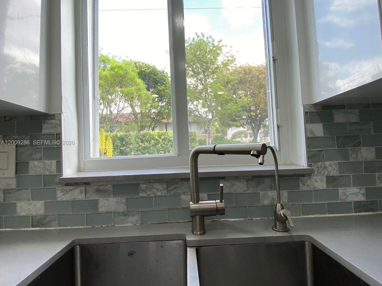 403 SW 89th Pl , Miami, FL 33174 Photo