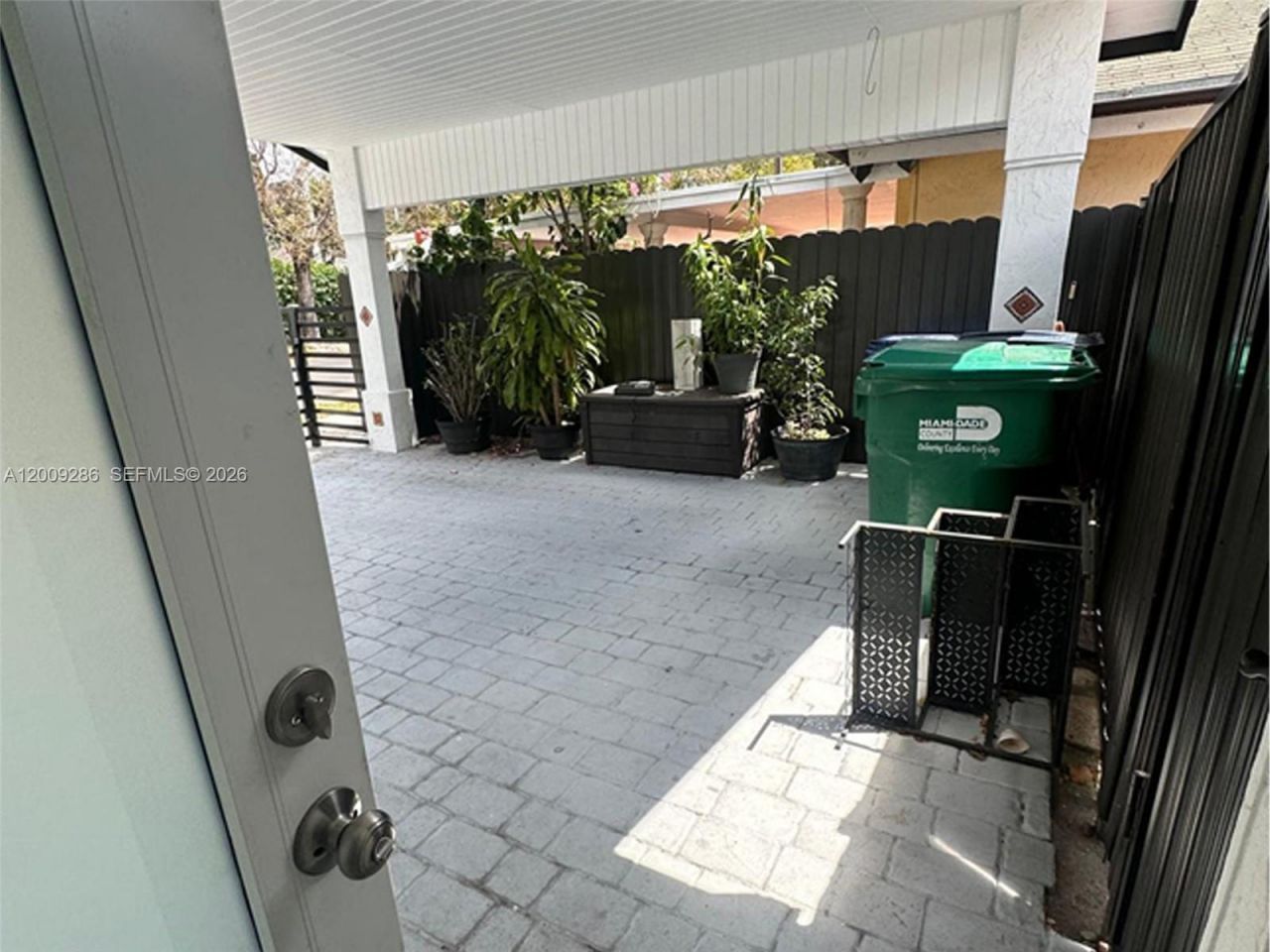 403 SW 89th Pl , Miami, FL 33174 Photo