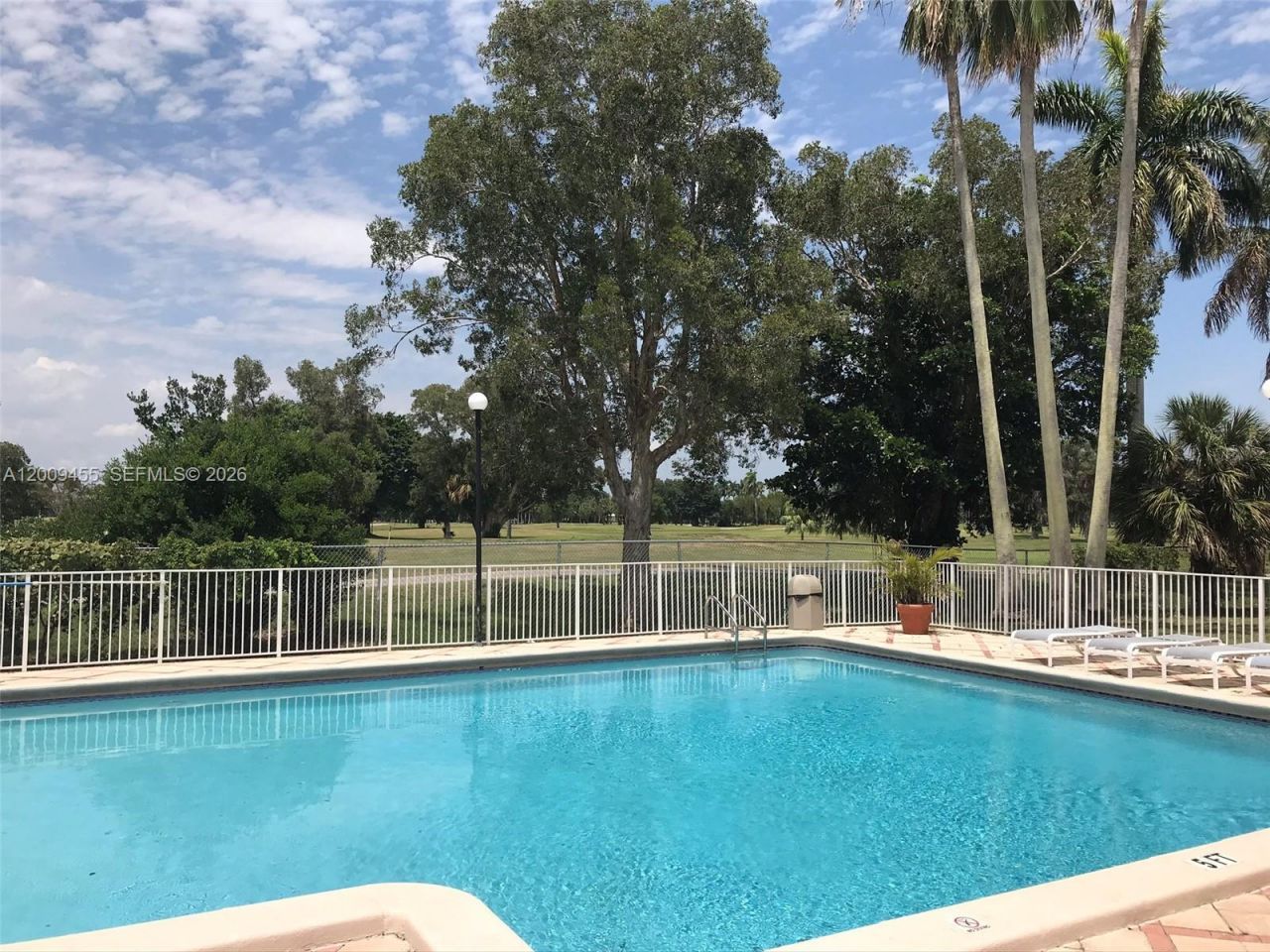 6995 NW 186th St , Unit E507, Hialeah, FL 33015 Photo