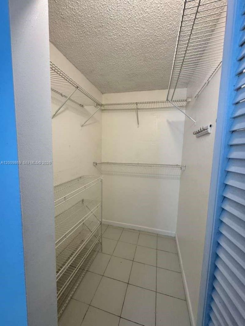 7000 NW 186th St, Unit 4-126A, Hialeah, FL 33015 Photo