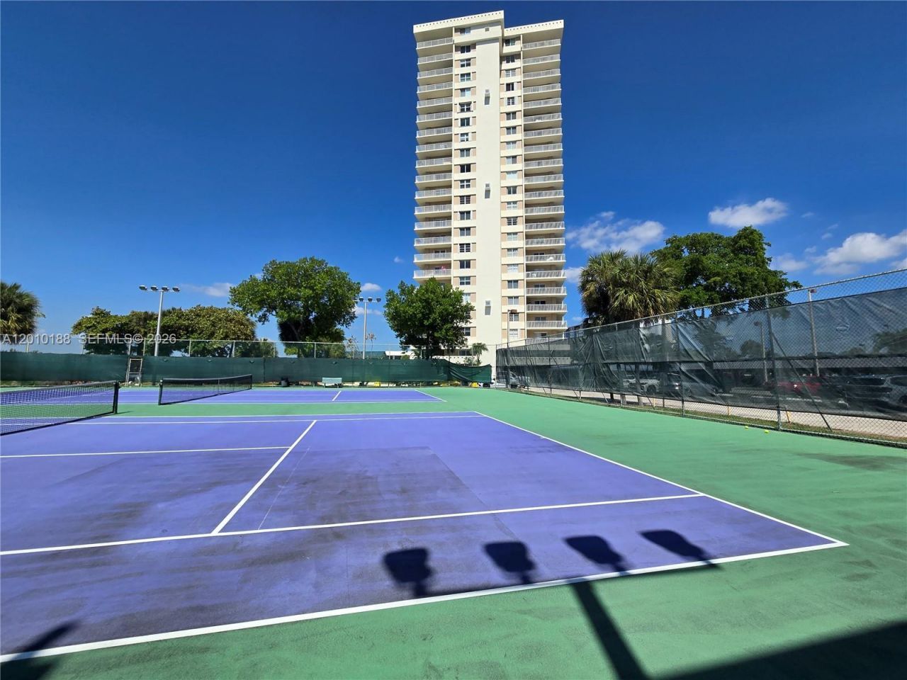 300 Bayview Dr, Unit 605, Sunny Isles Beach, FL 33160 Photo