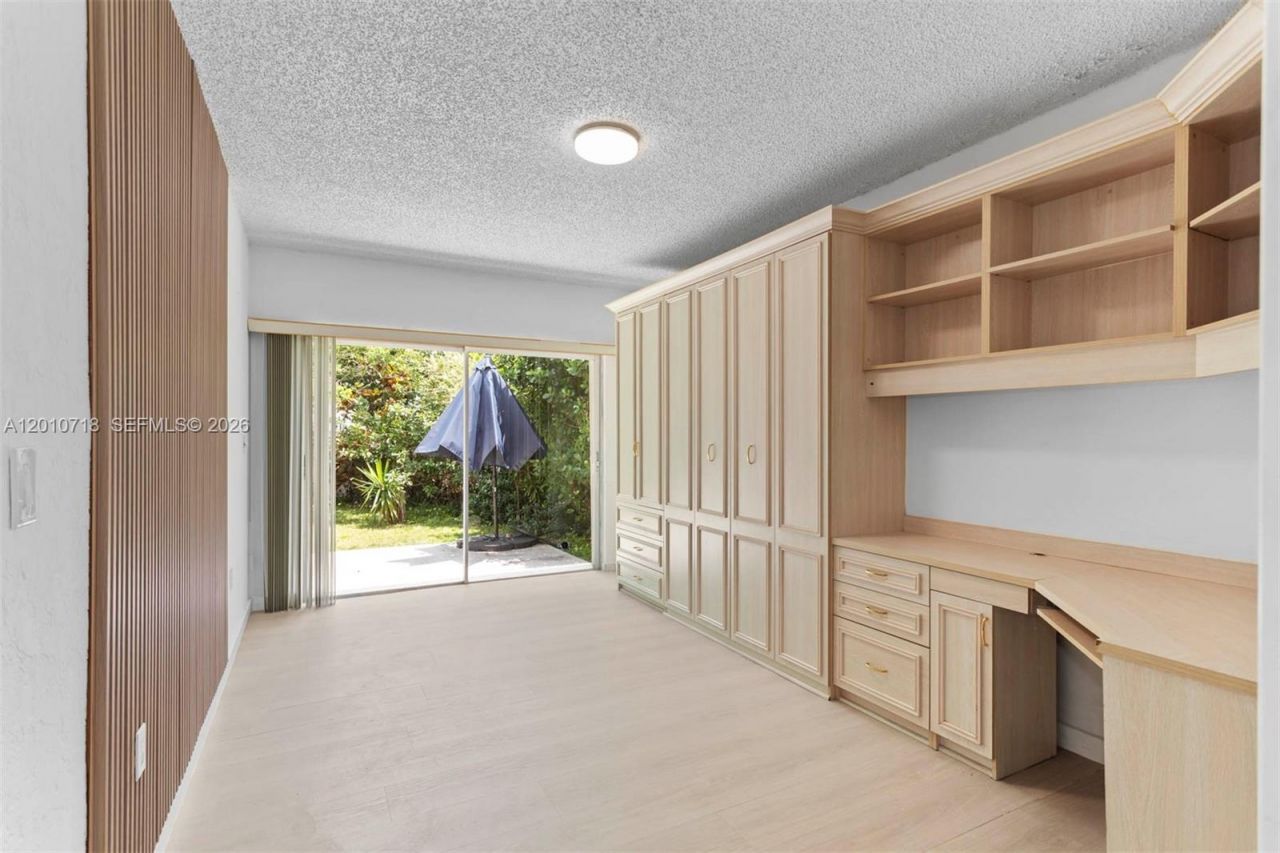 9125 Carlyle Ave , Surfside, FL 33154 Photo