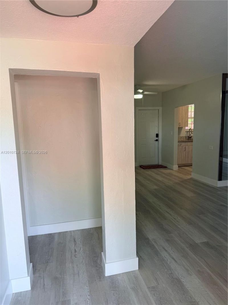 2424 SW 12th St, Unit 1, Miami, FL 33135 Photo