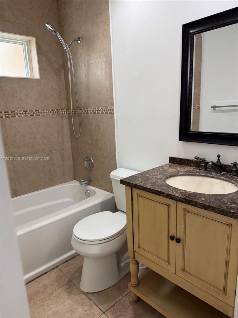 1407 Seagrape Cir , Weston, FL 33326 Photo