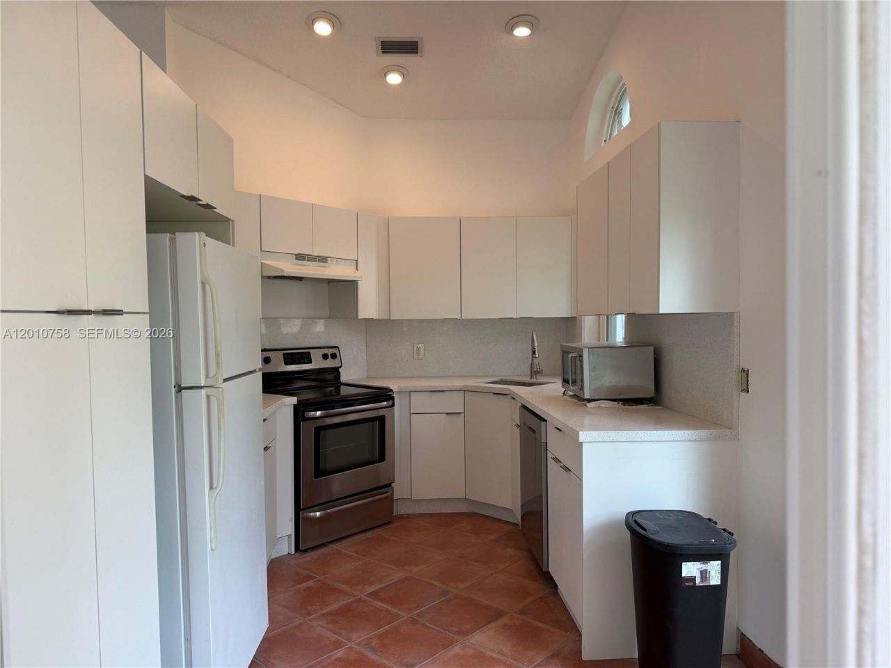 1407 Seagrape Cir , Weston, FL 33326 Photo
