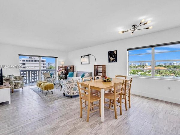 4141 Nautilus Dr , Unit 7J, Miami Beach, FL 33140
