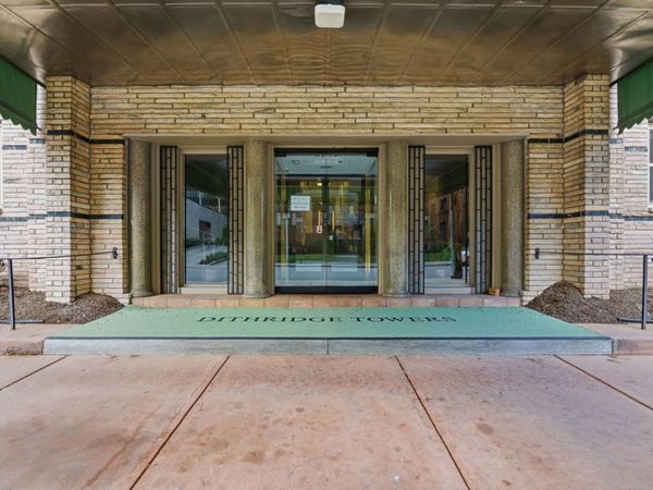 144 N Dithridge Street, Unit 302, Pittsburgh, PA 15213