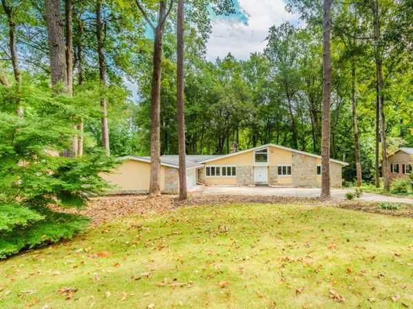 247 Old Timber Road , Lawrenceville, GA 30046