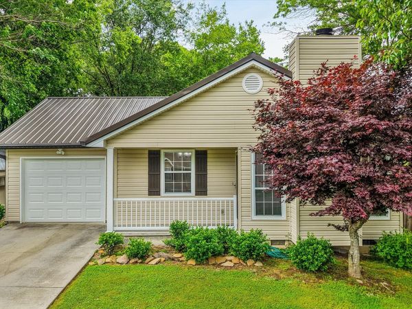 2316 Carbury Rd, Knoxville, TN 37921