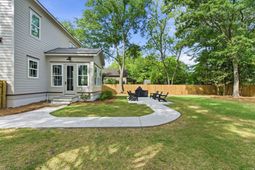 18 Riverdale Drive photo 4