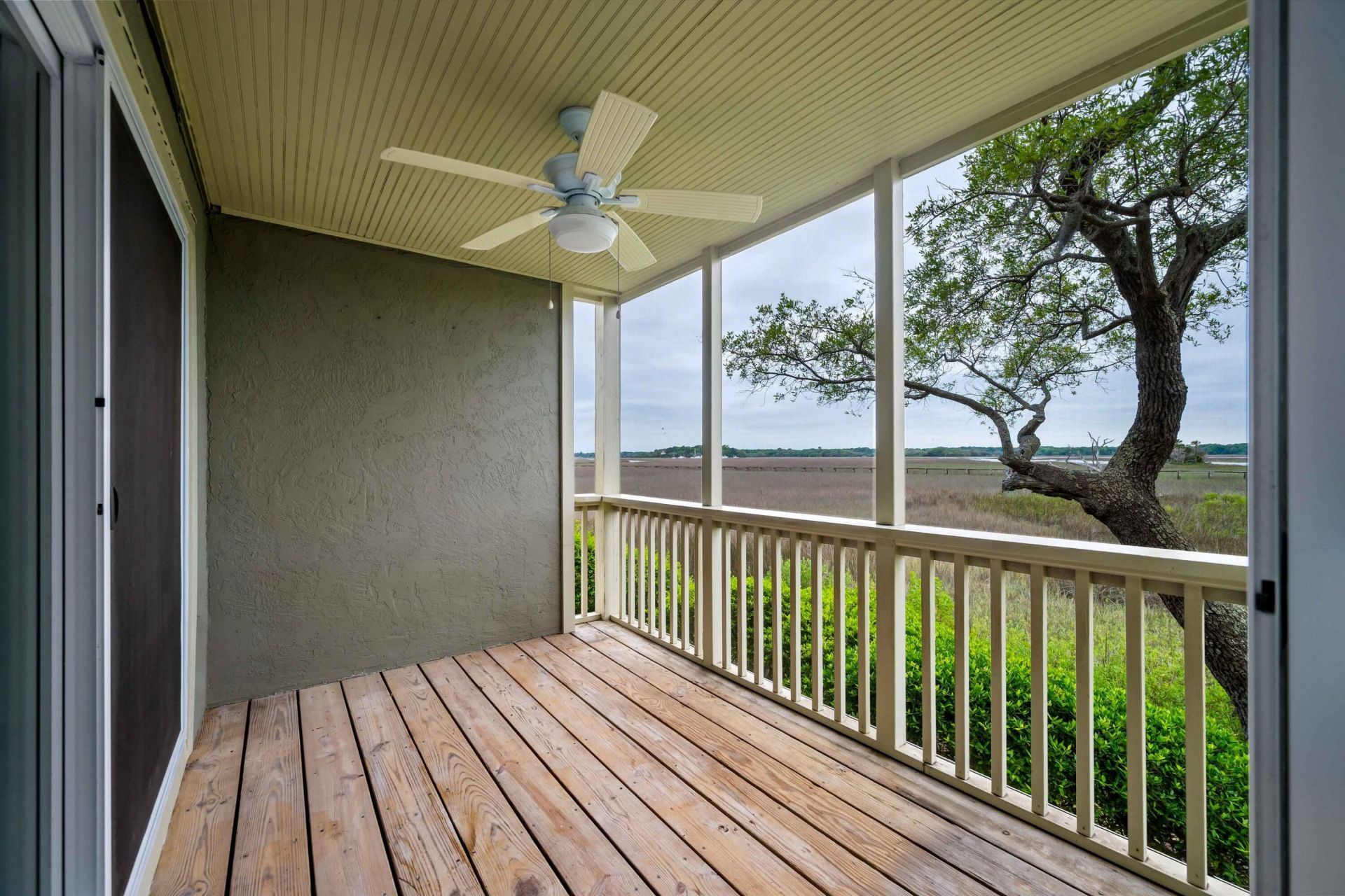 2102 Landfall Way Photo 21